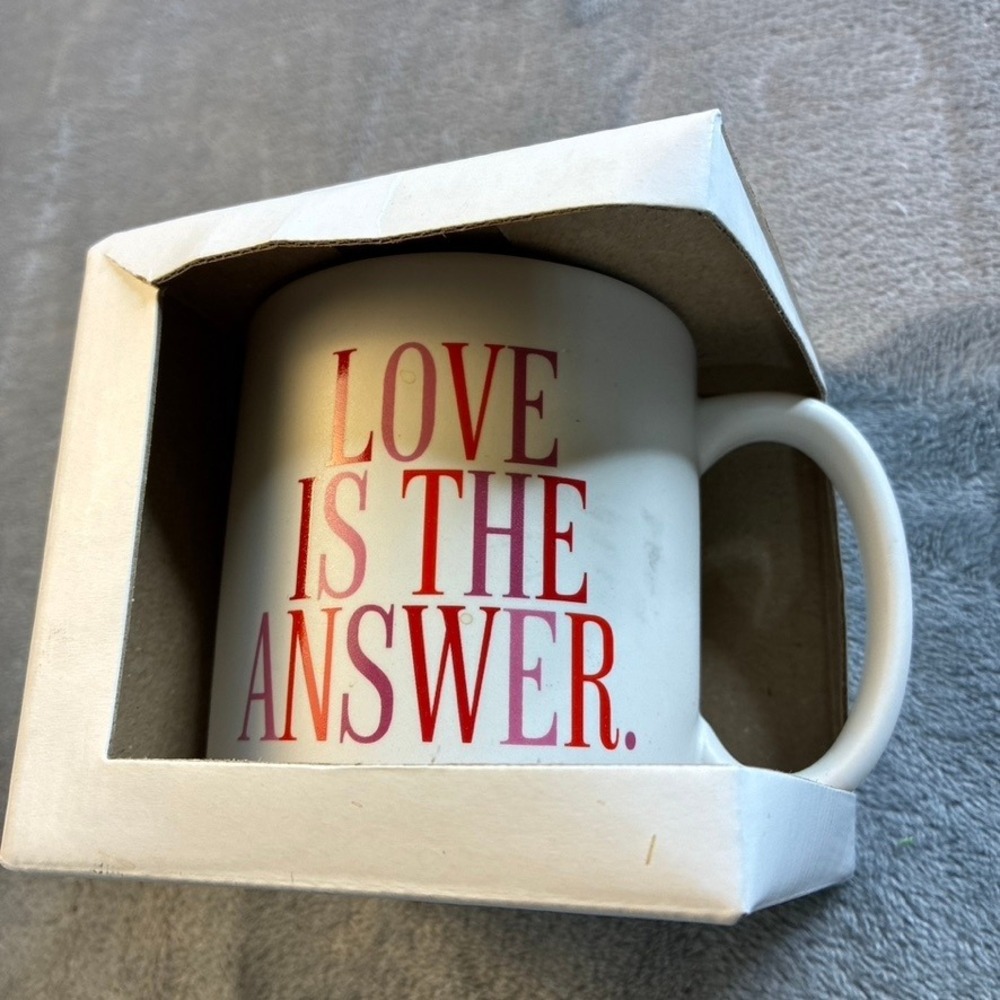 NEW Quotable Mugs Love Is The Answer Matte White Ceramic 14oz Coffee Cup GD292